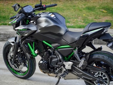 Cheap 2020-2023 Kawasaki Ninja Z650 Motorcycle Fairings - Black Green