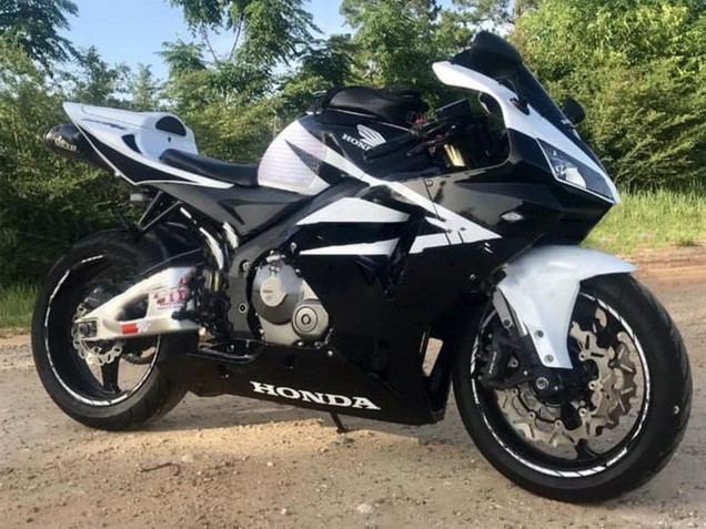 2005-2006 Honda CBR600RR Motorcycle Fairing - White Black