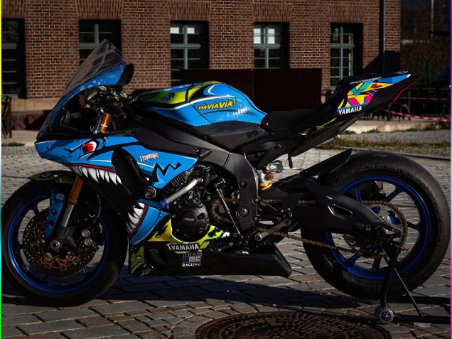 2015-2019 Yamaha YZF R1 Motorcycle Fairings - Blue Yellow Shark