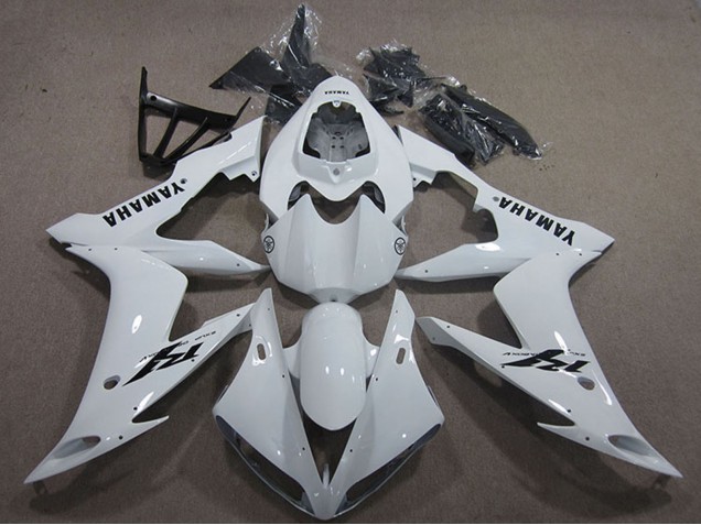 2004-2006 Yamaha YZF R1 Motorcycle Fairings - White Black Decal